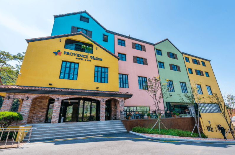 화성 프로방스 율암온천 가족탕 노천탕 호텔 숙소 아쿠아스파 준비물 경기도 주말 숙박 식당 가격 사진 맛집